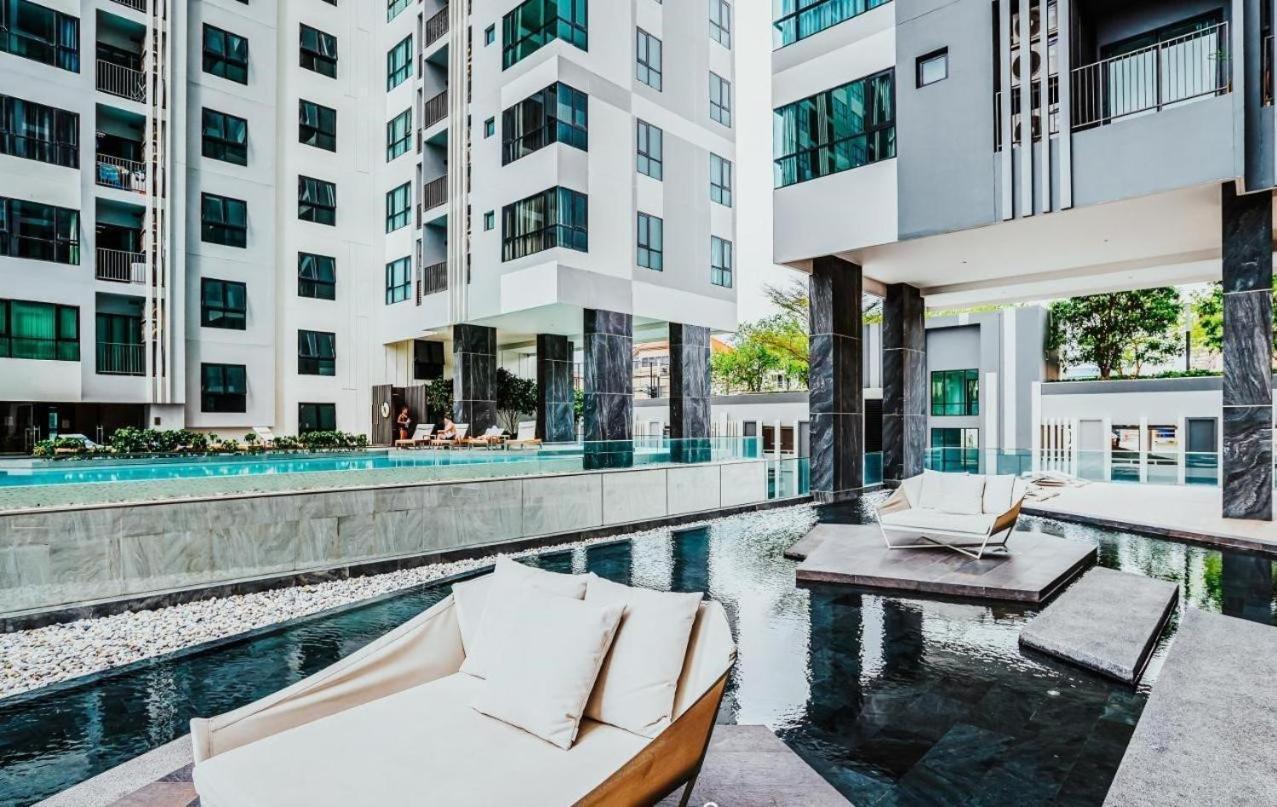 Great Location With Infinity Pool - Central Pattaya Appartement Buitenkant foto
