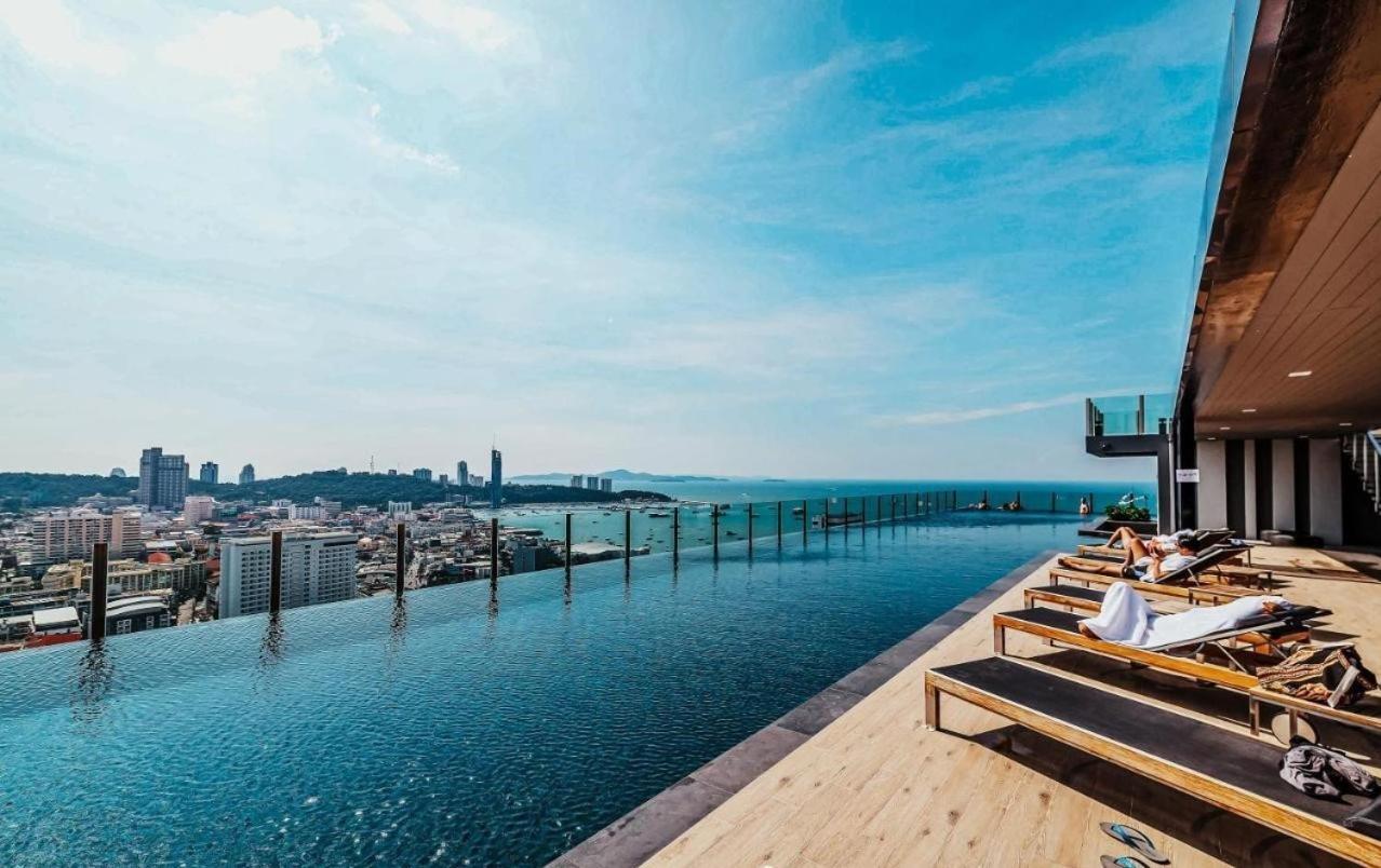 Great Location With Infinity Pool - Central Pattaya Appartement Buitenkant foto