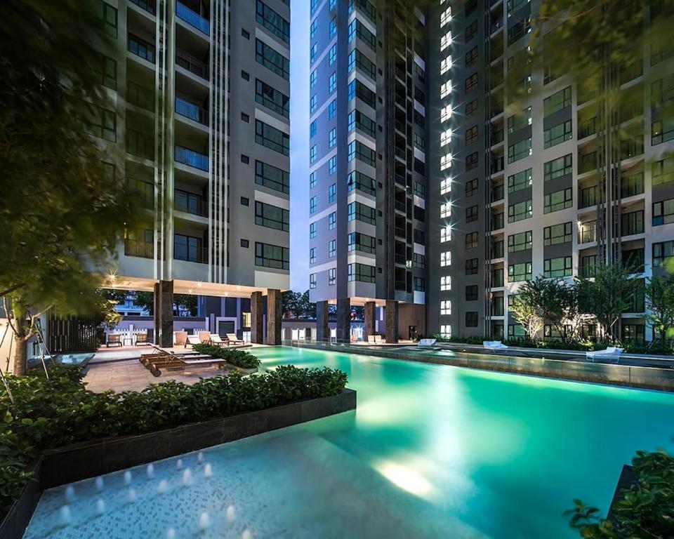 Great Location With Infinity Pool - Central Pattaya Appartement Buitenkant foto